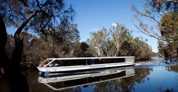 Picture of Swan Valley Gourmet Wine Cruise