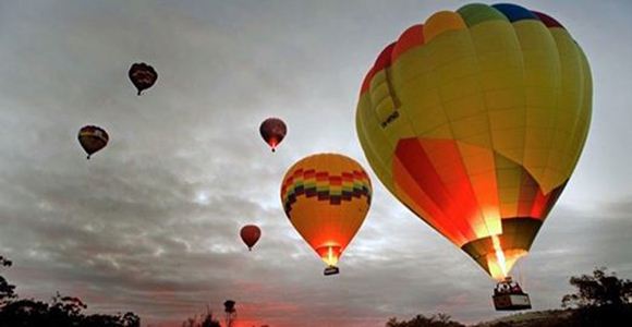 Picture of Avon Valley Champagne Balloon Flight - Weekend