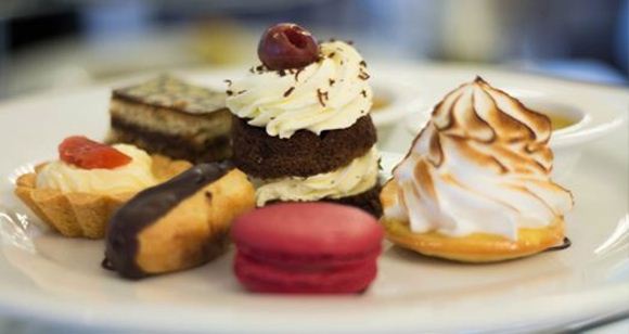 Picture of High Tea and Live Opera for Two - Mornington Peninsula (2 Hours)