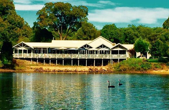 Picture of Flutes Restaurant