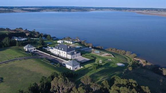 Picture of Romantic Getaway Private Estate Geelong