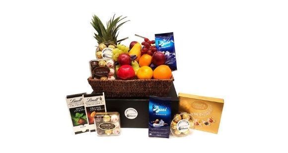 Picture of Deluxe Chocolate Fruit Basket