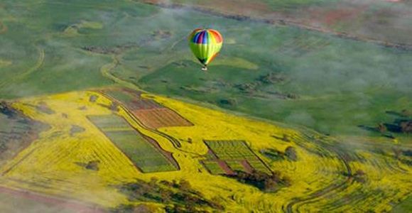 Picture of Avon Valley Champagne Balloon Flight - Weekday